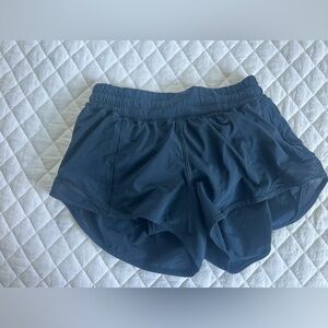 Lululemon Hottie Hot shorts